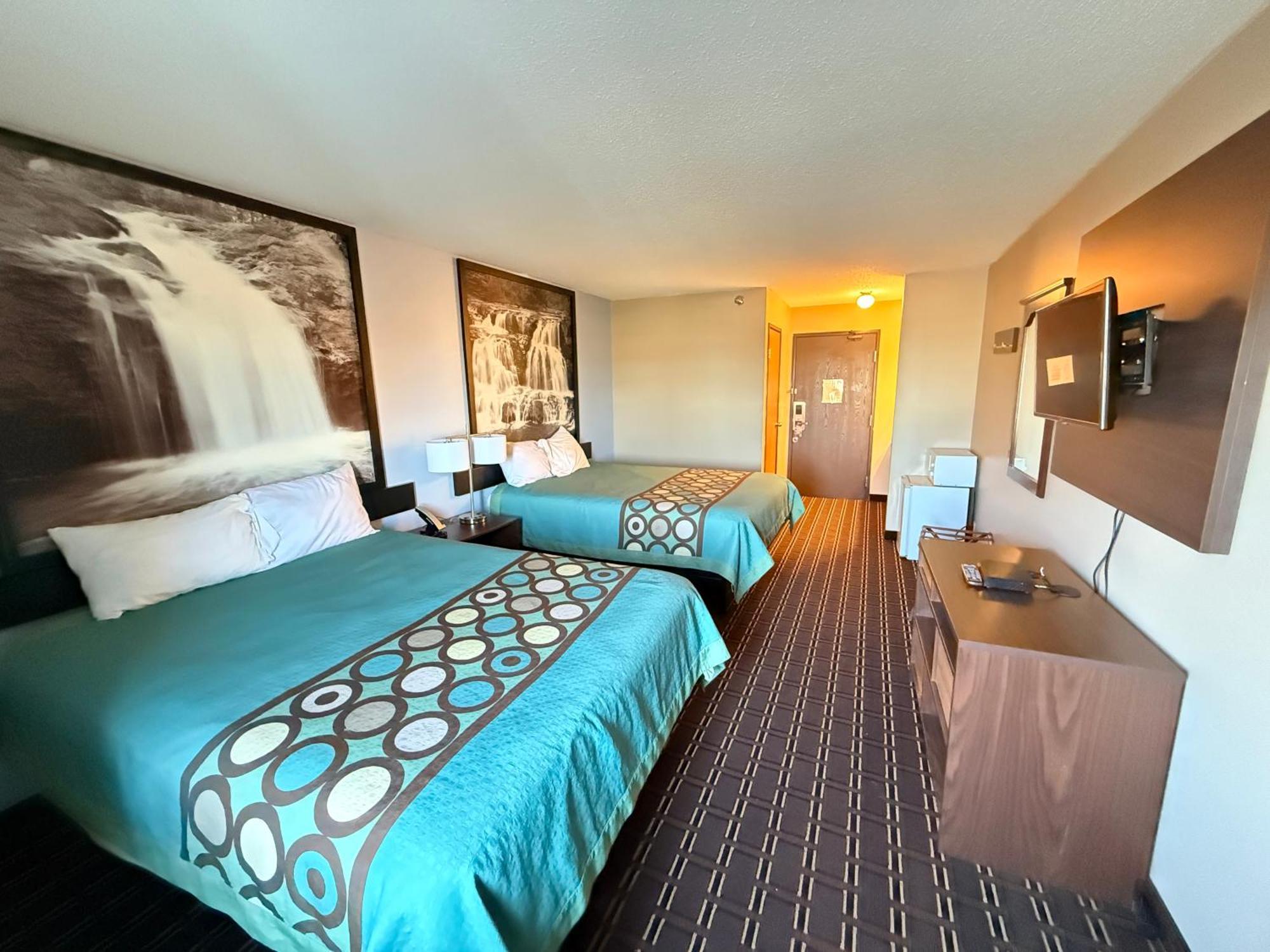 Super 8 By Wyndham Reedsburg Hotel Ngoại thất bức ảnh